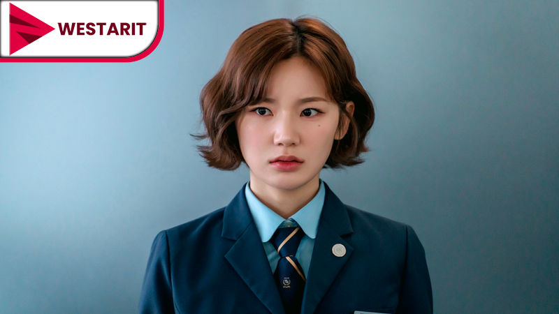 Lee Eun-saem – Từ sao nhí đến diễn viên đa dạng, chiến thắng giải Rookie sau 16 năm 2 Lee Eun-saem đến với vai diễn Park Mi-Jin trong "All of Us Are Dead"